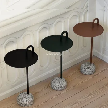 Mobilūs apvalūs kavos staliukai Metaliniai minimalistiniai estetiniai įėjimo šoniniai stalai Dizaineris Regale Mesa Centro svetainės dekoracijos