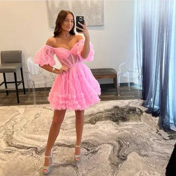 Classic Short Pink V-Neck Homecoming Suknelės A-Line Tulle Off Shoulder Knee Length Kokteilių vakarėlio suknelė moterims