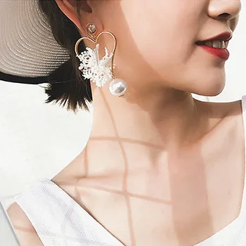 Korėjos mados papuošalai Temperamentas Meilė Širdis Nėrinių imitacija Perlų krištolo auskarai Moteriški ilgi kutai Auskarai