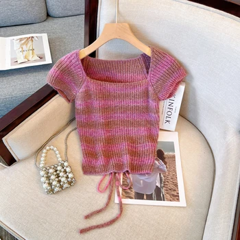 2023 Naujas moterų estetinis dryžuoto dizaino megztinis kvadratine apykakle Trikotažas trumpomis rankovėmis Moteriškas aptemptas aptemptas megztinis Y2k vintažinis stilius